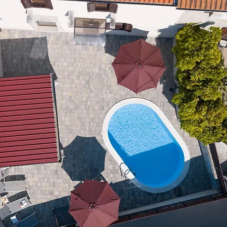 Villa Franka With Heated Pool Milohnici