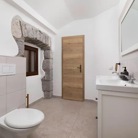 Villa Franka With Heated Pool