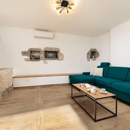 Villa Franka With Heated Pool